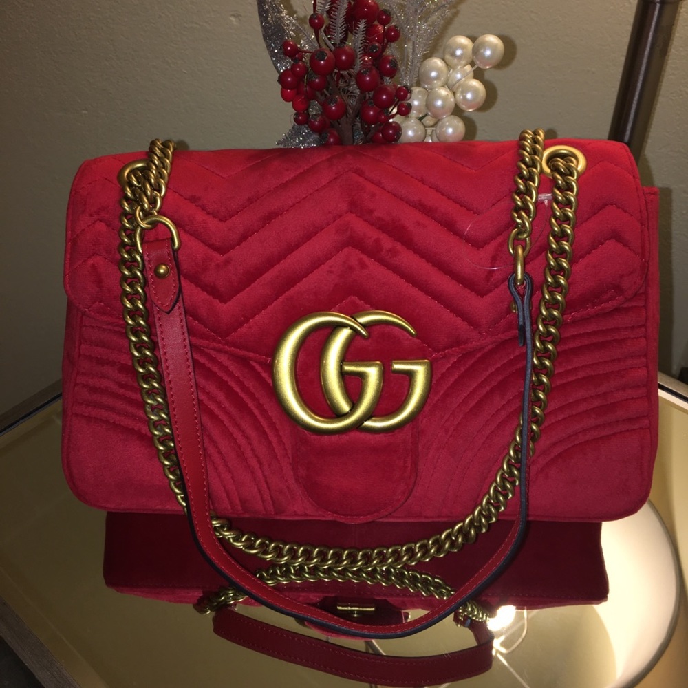 Gucci  GG Marmont velvet red